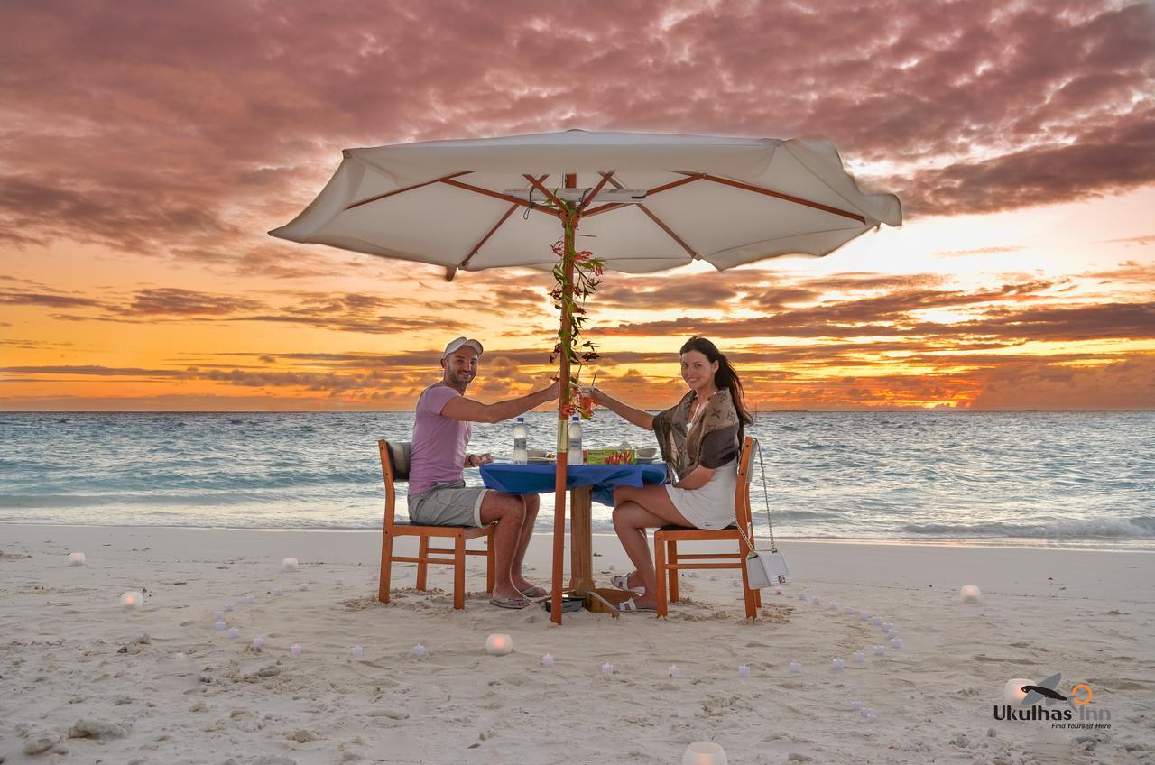Ukulhas Beach Inn Bagian luar foto