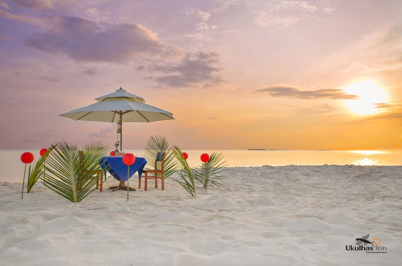 Ukulhas Beach Inn Bagian luar foto