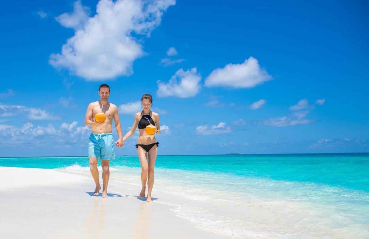 Ukulhas Beach Inn Bagian luar foto