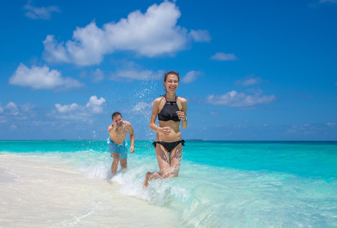 Ukulhas Beach Inn Bagian luar foto